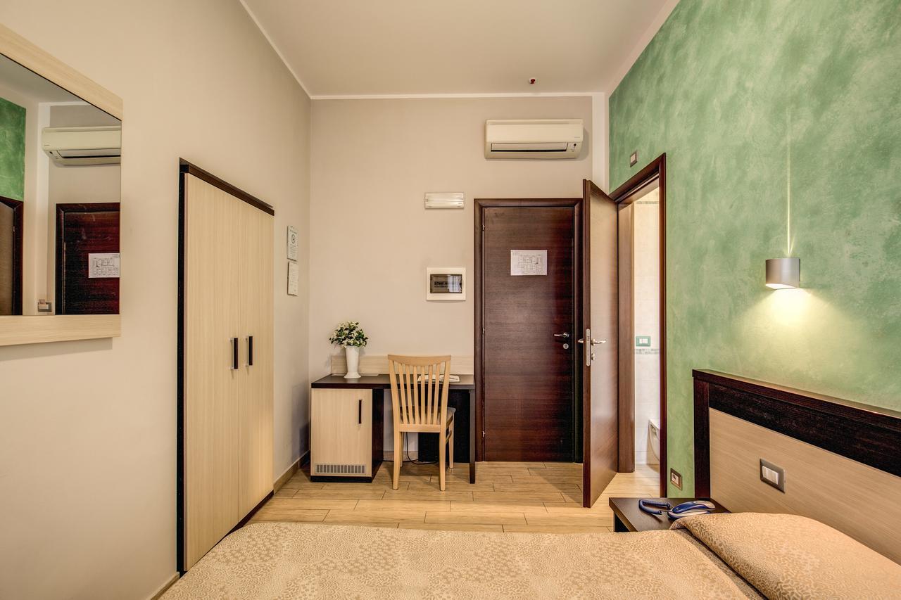 Buonarroti Suite Рим Екстериор снимка